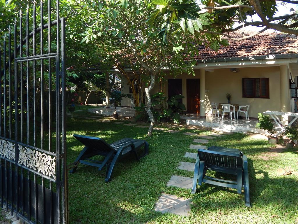 Rico Shadow Guest House & Restaurant Wayikkal Kamer foto